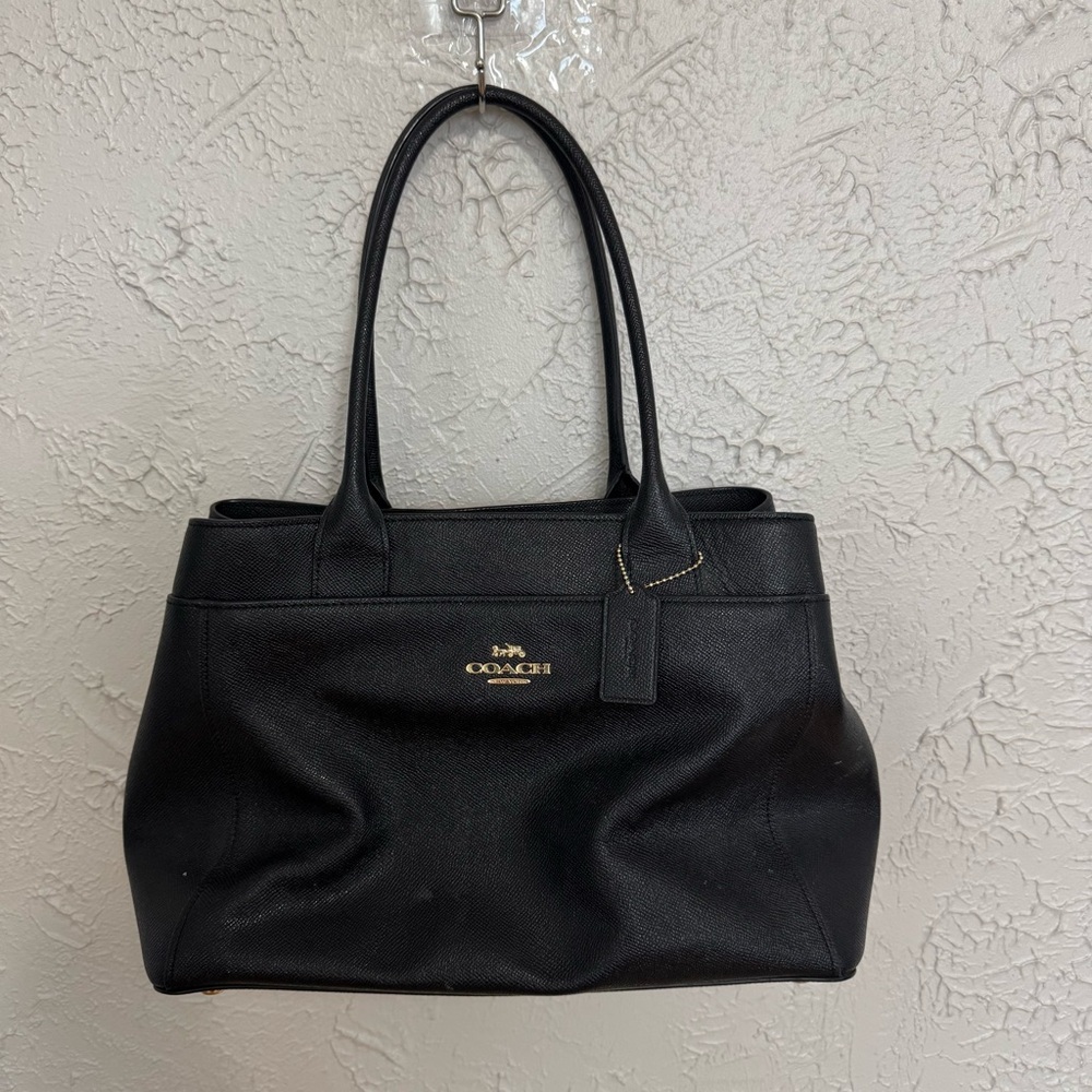 Coach large black leather shoulder bag purse with gold hardware